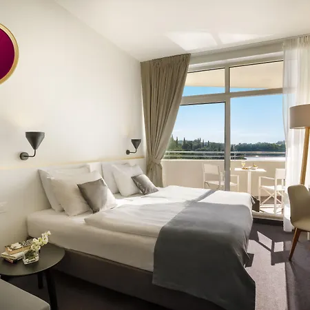 Hotell Remisens Albatros