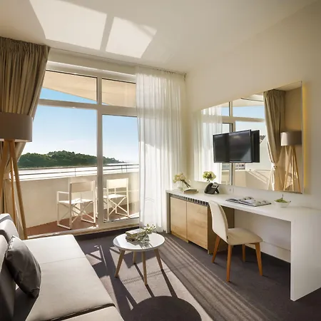 Remisens Albatros Hotel 4*