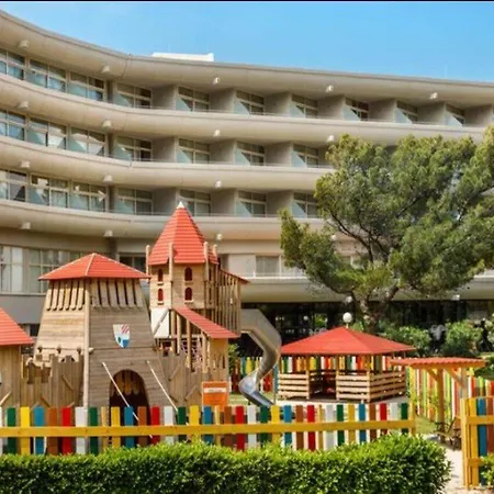 Albatros Hotel
