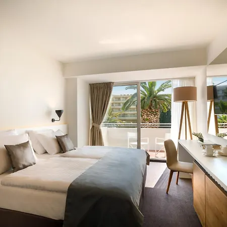 Remisens Albatros Hotel