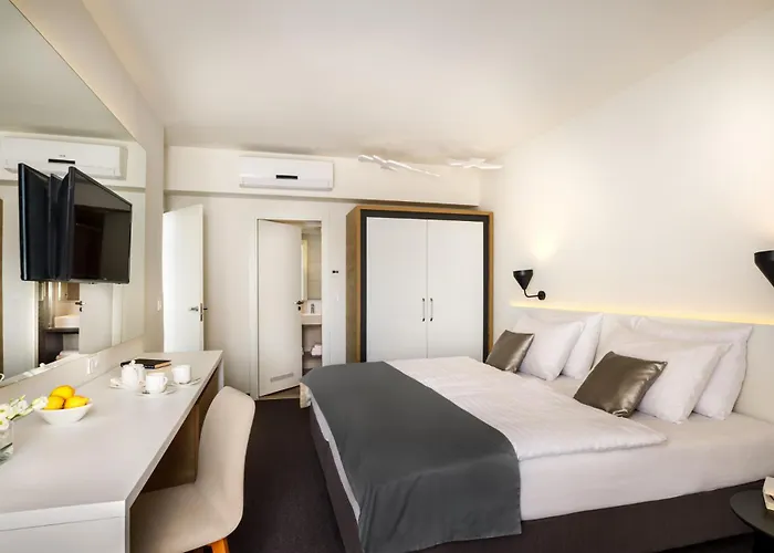 Remisens Albatros Hotel 4*